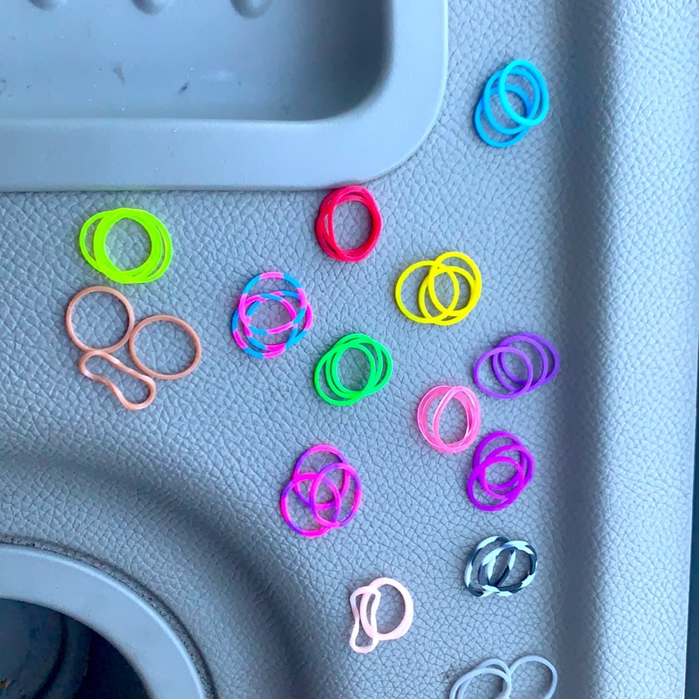 I sell Bracelets to pay for my grandmas chemo😁🙂